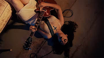 Solya in concert